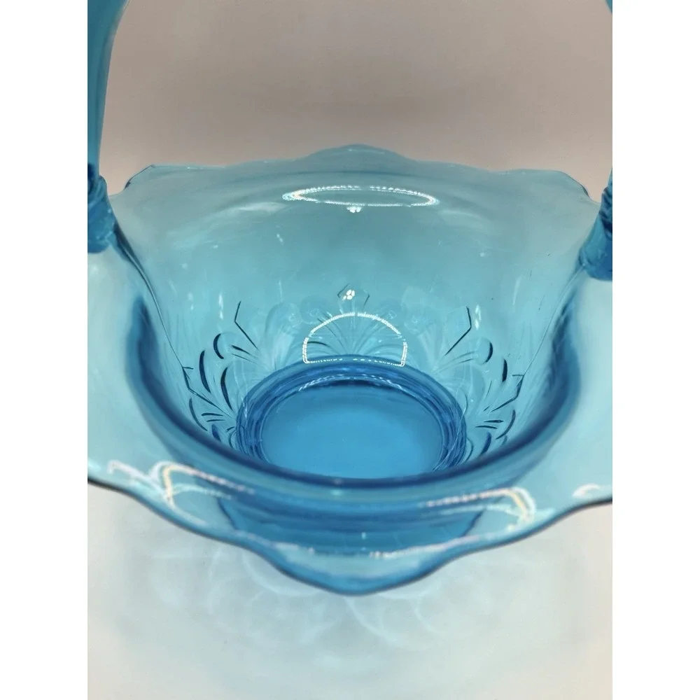 Vintage Indiana Glass Co Blue Glass Large Basket 10x10 Oval Decorative USA